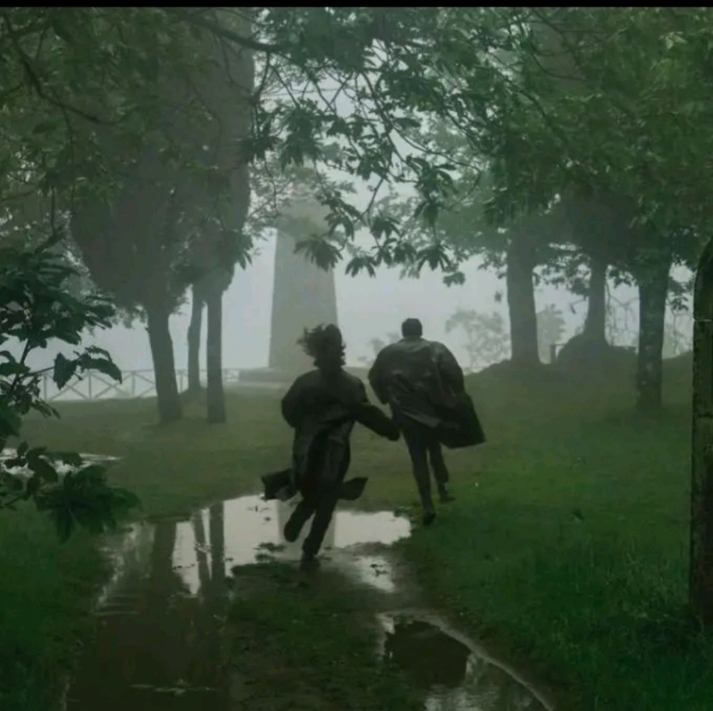 Meet your Posher, Itza